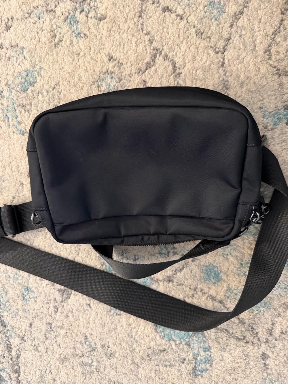 lululemon athletica Black 3L Crossbody Belt Bag - Picture 6 of 11